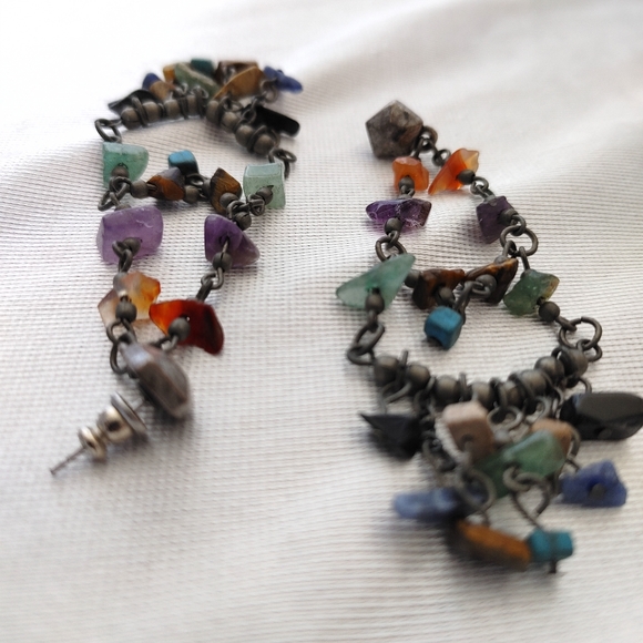 Earthey semi-precious stone dangle earrings - Picture 3 of 6